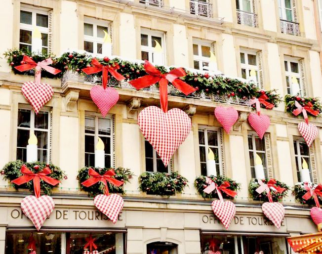 День Святого Валентина в Париже